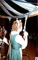 1979 09 23 08 marching through Georgia-Helen that is Joan Otto sings.jpg